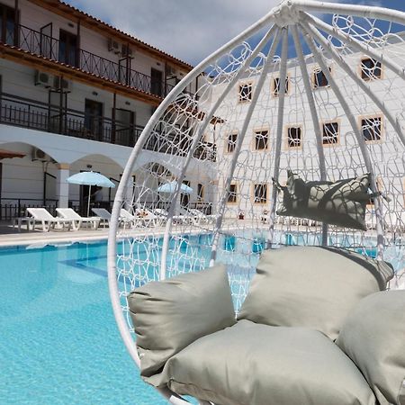 Lefkimi Hotel 카보스 외부 사진