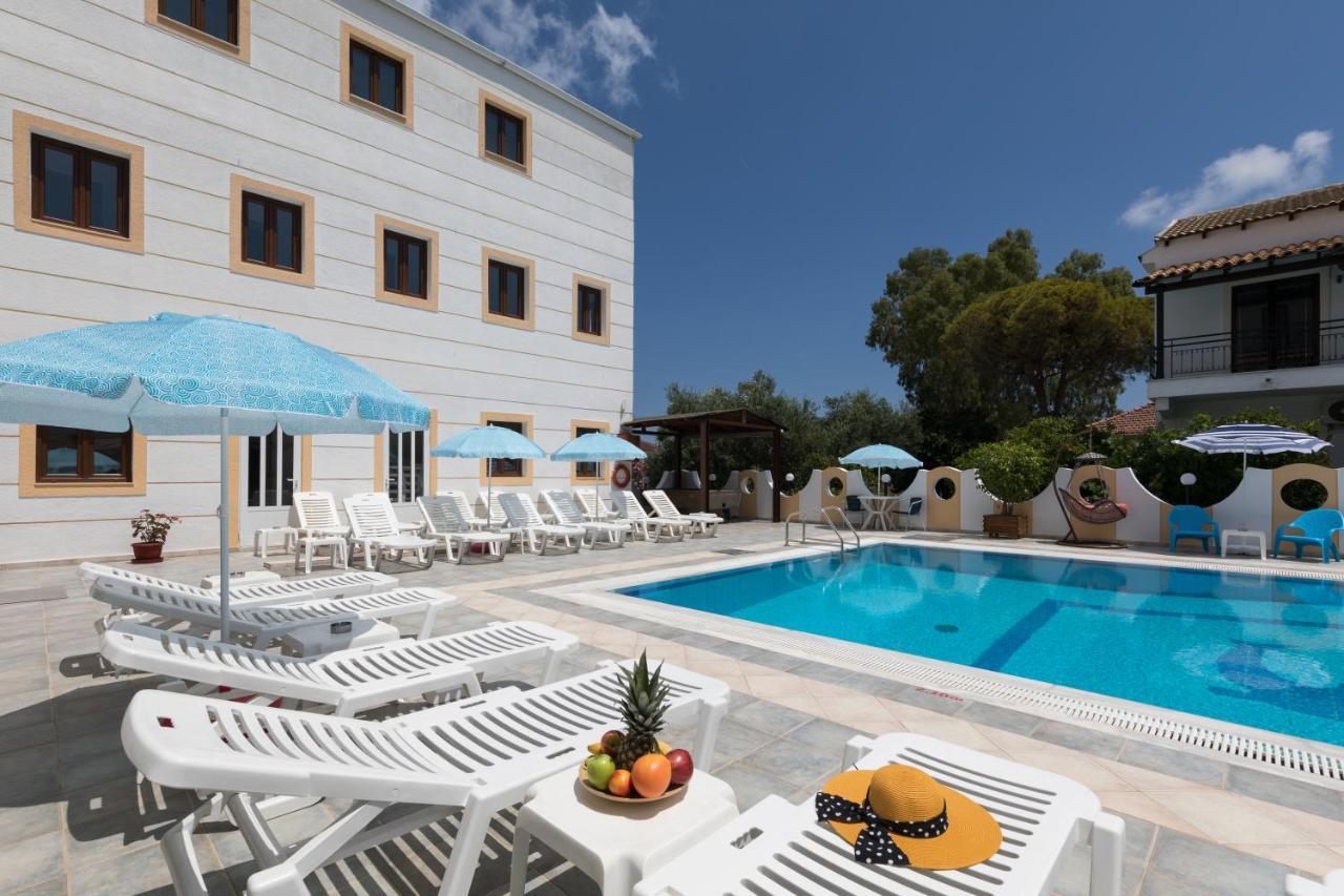 Lefkimi Hotel 카보스 외부 사진