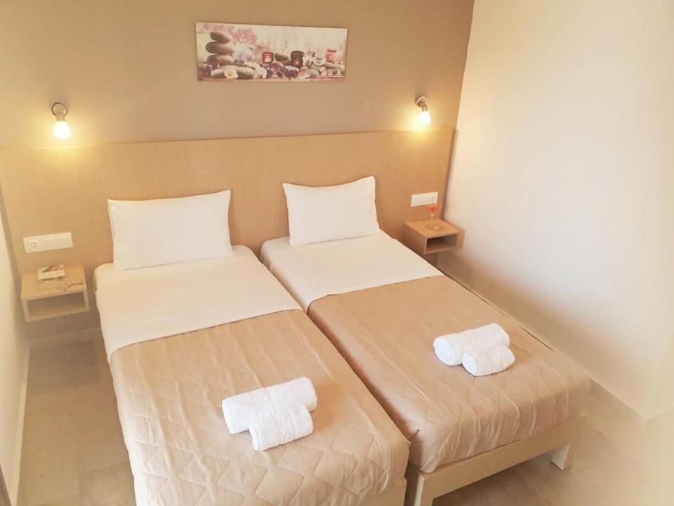 Lefkimi Hotel 카보스 외부 사진