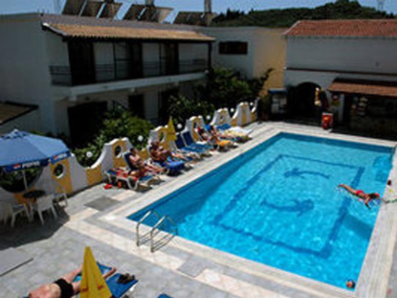 Lefkimi Hotel 카보스 외부 사진